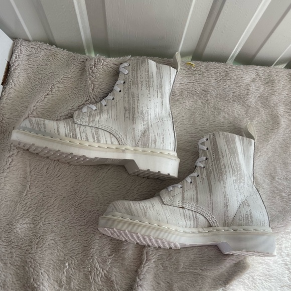 Dr. Martens Pascal White leather Suede Ankle Combat Boots - Picture 4 of 10